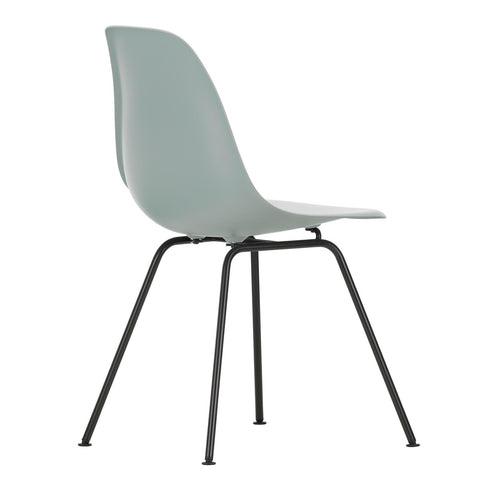 Cadeira Eames em Plástico DSX / Base Preta